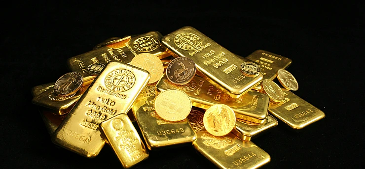 Altın rekor seviyede ilerlerken geri çekildi: İşte güncel altın fiyatları