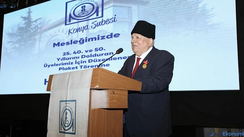 Konya Makine Mühendisleri Odası'ndan emektarlara plaket